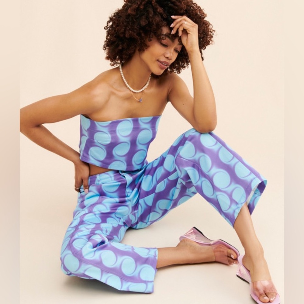 Frida Swirl Wide Leg Jeans 
Hosbjerg